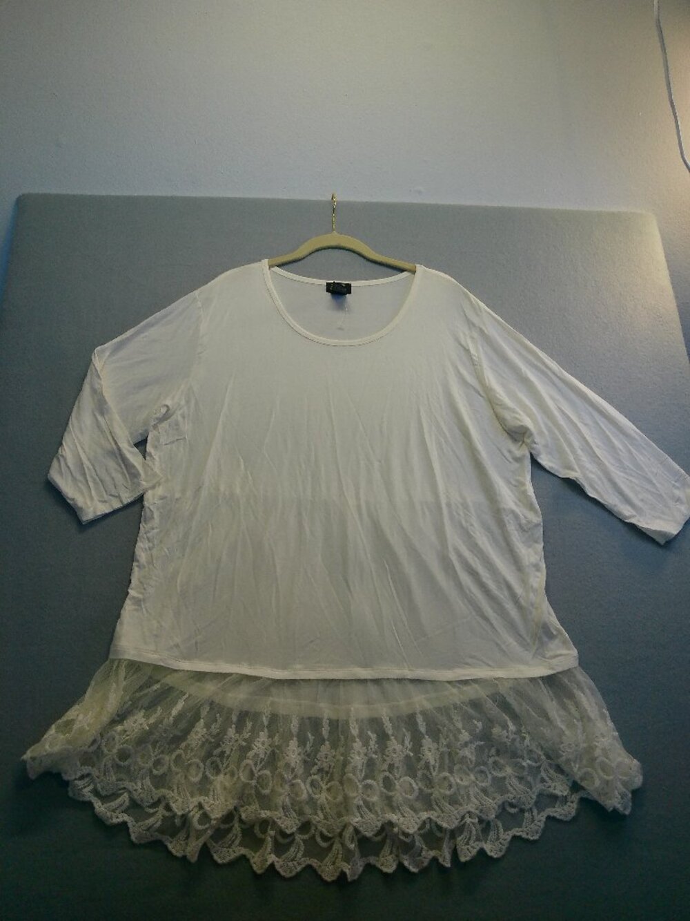 Women's Top off White Bottom Lace Shannon Ford Size 1X